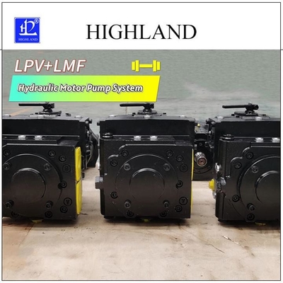 Solutions de système de transmission hydrostatique pour une disposition simple et une moissonneuse à blé